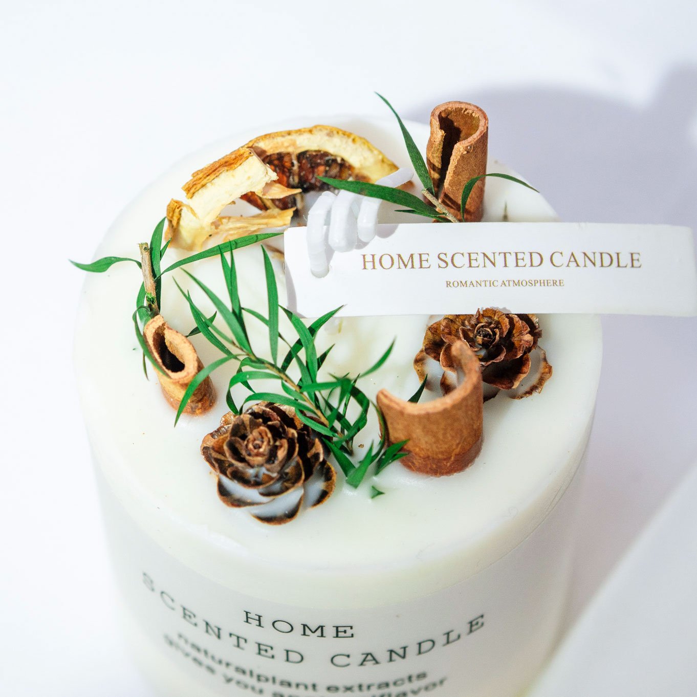 Handmade Dried Flower Candle - Image 2